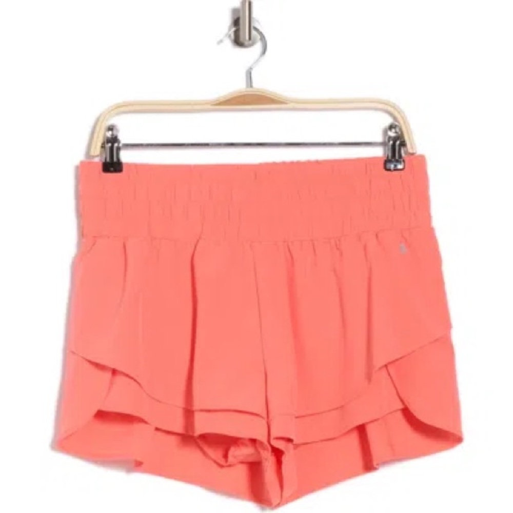 NWT Apana Recharge Women's Athletic Shorts Georgia Peach Size M